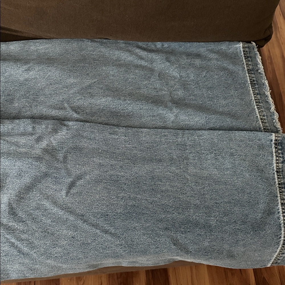 Fashion Nova Light Blue Denim Jeans - Picture 8 of 8